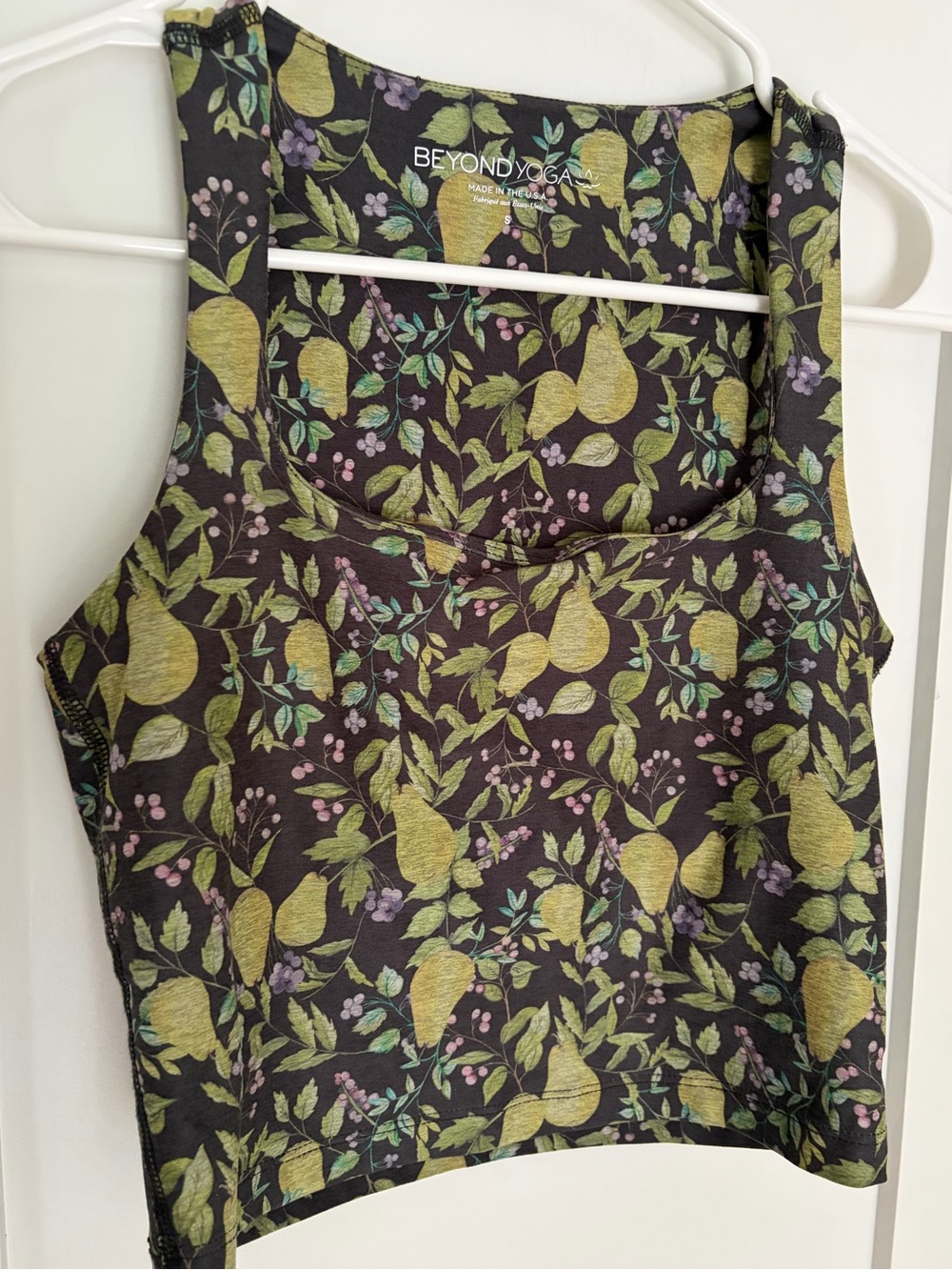 61. Size Small BEYOND YOGA Lemon-Patterned Space Dye Tank